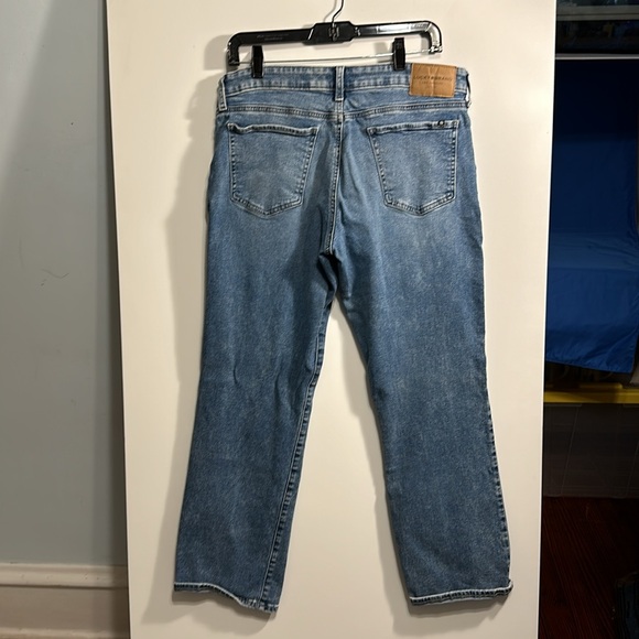 Lucky Brand Women’s Sweet Straight Jeans 14/32 Light Wash - Picture 3 of 11